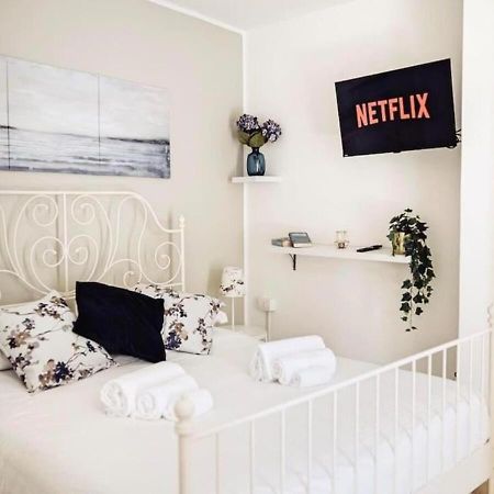 Torre Dalu' - A Due Passi Dalla Spiaggia Di Porta Vecchia, Con Terrazzo Privato E Netflix Monopoli Buitenkant foto